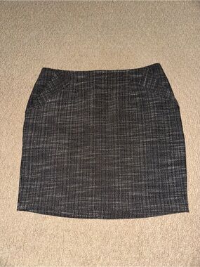 Forever 21 Black and Gray Tweed Pencil Skirt